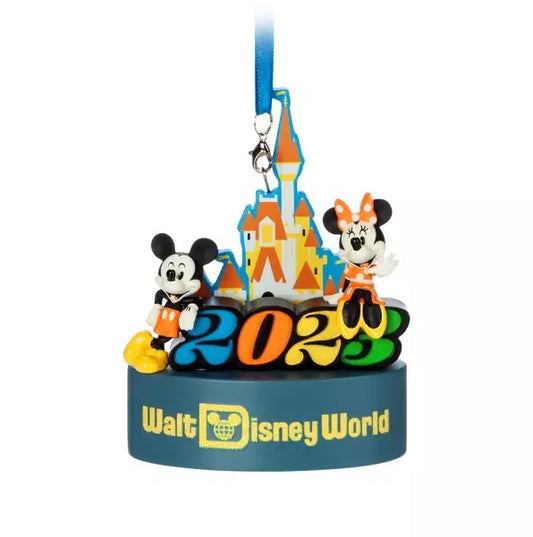  Disney Figurine Ornament - 2023 Mickey And Minnie - Light Up